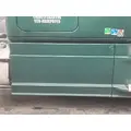 FREIGHTLINER Cascadia 125 Side Fairing thumbnail 1