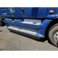 FREIGHTLINER Cascadia 125 Side Fairing thumbnail 2