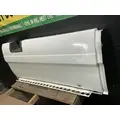 FREIGHTLINER Cascadia 125 Side Fairing thumbnail 3