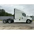 FREIGHTLINER Cascadia Complete Vehicle thumbnail 4