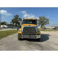 FREIGHTLINER Cascadia Complete Vehicle thumbnail 2