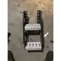 FREIGHTLINER Cascadia Step thumbnail 1