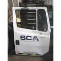 FREIGHTLINER FL70 DOOR ASSEMBLY, FRONT thumbnail 4