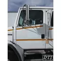 FREIGHTLINER FL80 Cab thumbnail 2