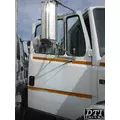 FREIGHTLINER FL80 Cab thumbnail 6