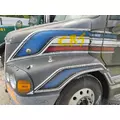 FREIGHTLINER FLD112T CLASSIC Hood thumbnail 3