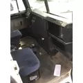 FREIGHTLINER FLD112 CAB thumbnail 30