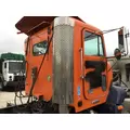 FREIGHTLINER FLD112 CAB thumbnail 3