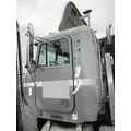 FREIGHTLINER FLD120 SD CAB thumbnail 4