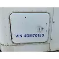 FREIGHTLINER FLD120 Sleeper thumbnail 1