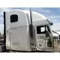 FREIGHTLINER FLD132 XL CLASSIC Cab thumbnail 3