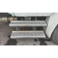 FREIGHTLINER M2 106 CAB STEP thumbnail 1