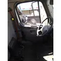 FREIGHTLINER M2 106 CAB thumbnail 13