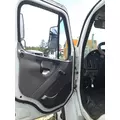 FREIGHTLINER M2 106 CAB thumbnail 4