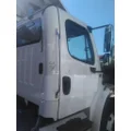 FREIGHTLINER M2 106 CAB thumbnail 4