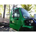 FREIGHTLINER M2 106 CAB thumbnail 2