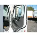 FREIGHTLINER M2 106 CAB thumbnail 31