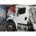 FREIGHTLINER M2 106 Cab thumbnail 1