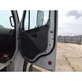 FREIGHTLINER M2 106 DOOR ASSEMBLY, FRONT thumbnail 2