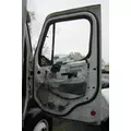 FREIGHTLINER M2 112 DOOR ASSEMBLY, FRONT thumbnail 2