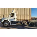 FREIGHTLINER M211264ST Vehicle For Sale thumbnail 3