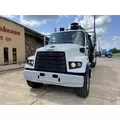 Freightliner 114SD Complete Vehicle thumbnail 3