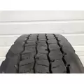 Freightliner CASCADIA Tires thumbnail 2