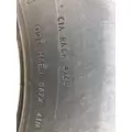 Freightliner CASCADIA Tires thumbnail 3