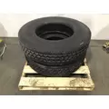 Freightliner CASCADIA Tires thumbnail 1