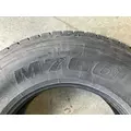 Freightliner CASCADIA Tires thumbnail 5