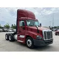 Freightliner CASCADIA Truck thumbnail 3