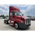 Freightliner CASCADIA Truck thumbnail 3