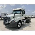 Freightliner CASCADIA Truck thumbnail 2