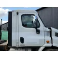 Freightliner Cascadia 113 Cab thumbnail 4