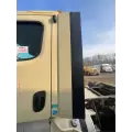 Freightliner Cascadia 113 Side Fairing thumbnail 1