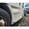 Freightliner Cascadia 113 Side Fairing thumbnail 1