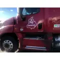 Freightliner Cascadia 125 Mirror (Side View) thumbnail 1