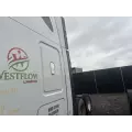 Freightliner Cascadia 125 Side Fairing thumbnail 1