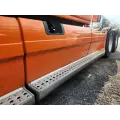 Freightliner Cascadia 125 Side Fairing thumbnail 1