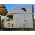 Freightliner Cascadia 126 Cab thumbnail 3