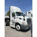  Hood FREIGHTLINER Cascadia for sale thumbnail