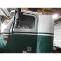 USED - A Cab FREIGHTLINER COLUMBIA 112 for sale thumbnail