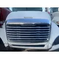 Freightliner Columbia 120 Grille thumbnail 1