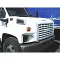 GMC - MEDIUM C6500 Hood thumbnail 2