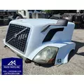 GMC/VOLVO/WHITE VNL Hood thumbnail 1