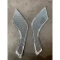 GMC/VOLVO/WHITE  Hood thumbnail 1