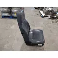 GMC T7500 SEAT, FRONT thumbnail 4