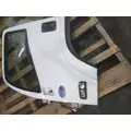 GMC W5500 DOOR ASSEMBLY, FRONT thumbnail 3
