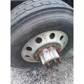 HUB PILOTED - ALUMINUM 22.5 X 8.25 WHEEL thumbnail 1