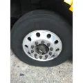 HUB PILOTED - ALUMINUM 22.5 X 8.25 WHEEL thumbnail 1